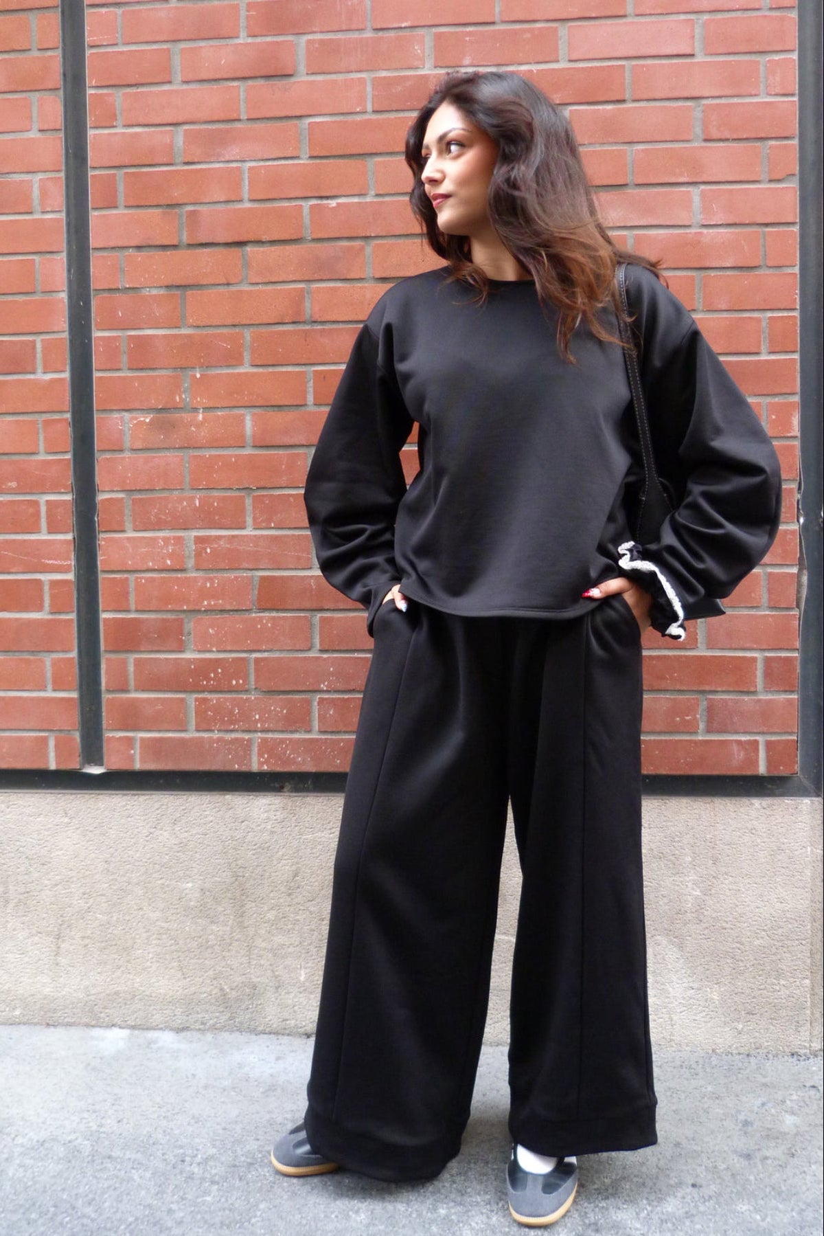 Pantalon Anna - détail ceinture et revers - Hello World Le Studio