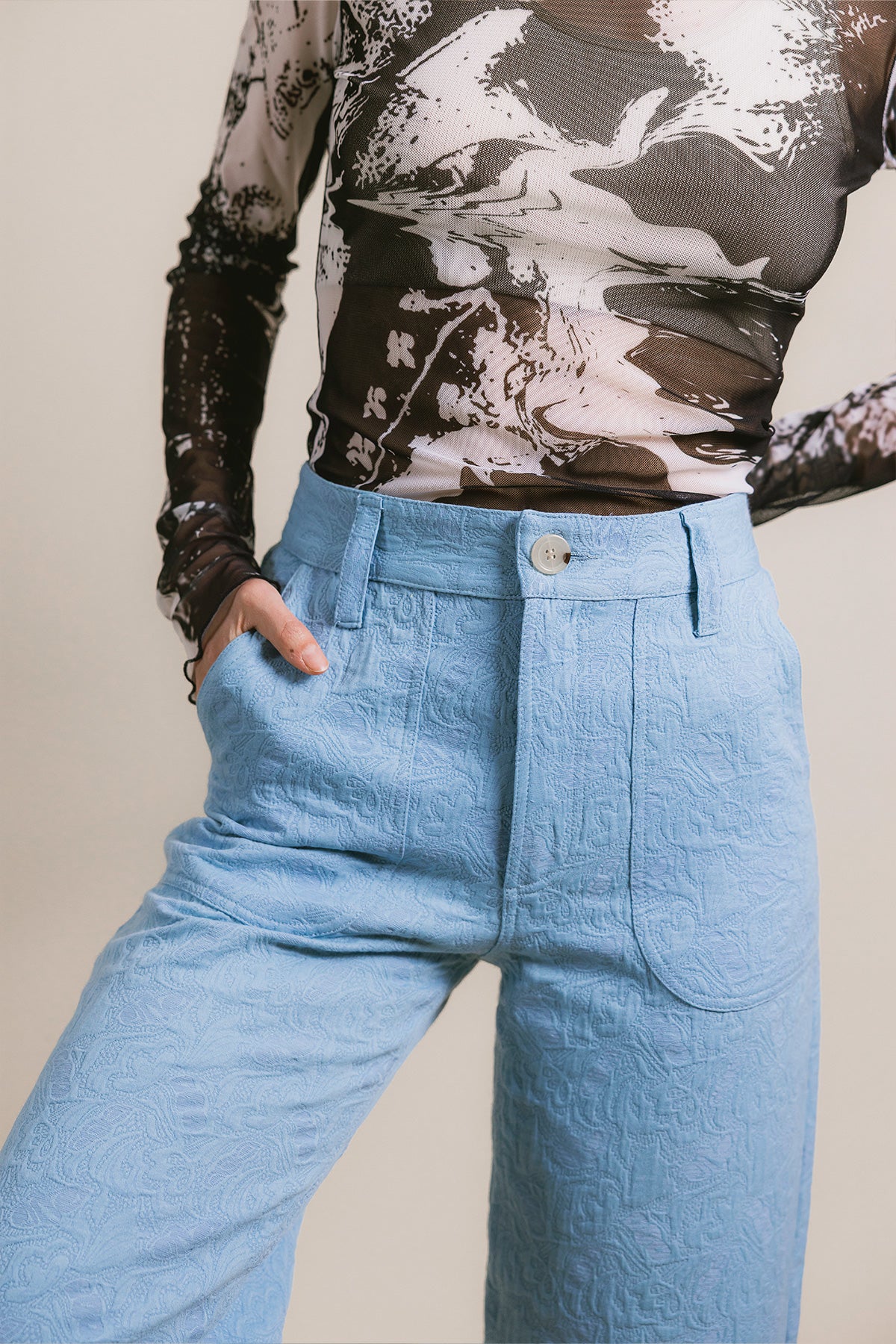 Pantalon Akpa Piqué de Coton - détail poches avant - Hello World Le Studio