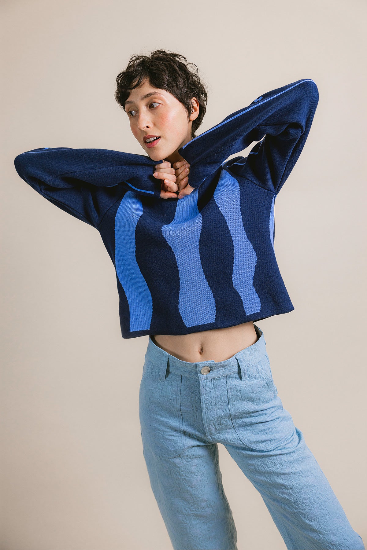 Pull 404 - détail, bleu - Hello World Le Studio