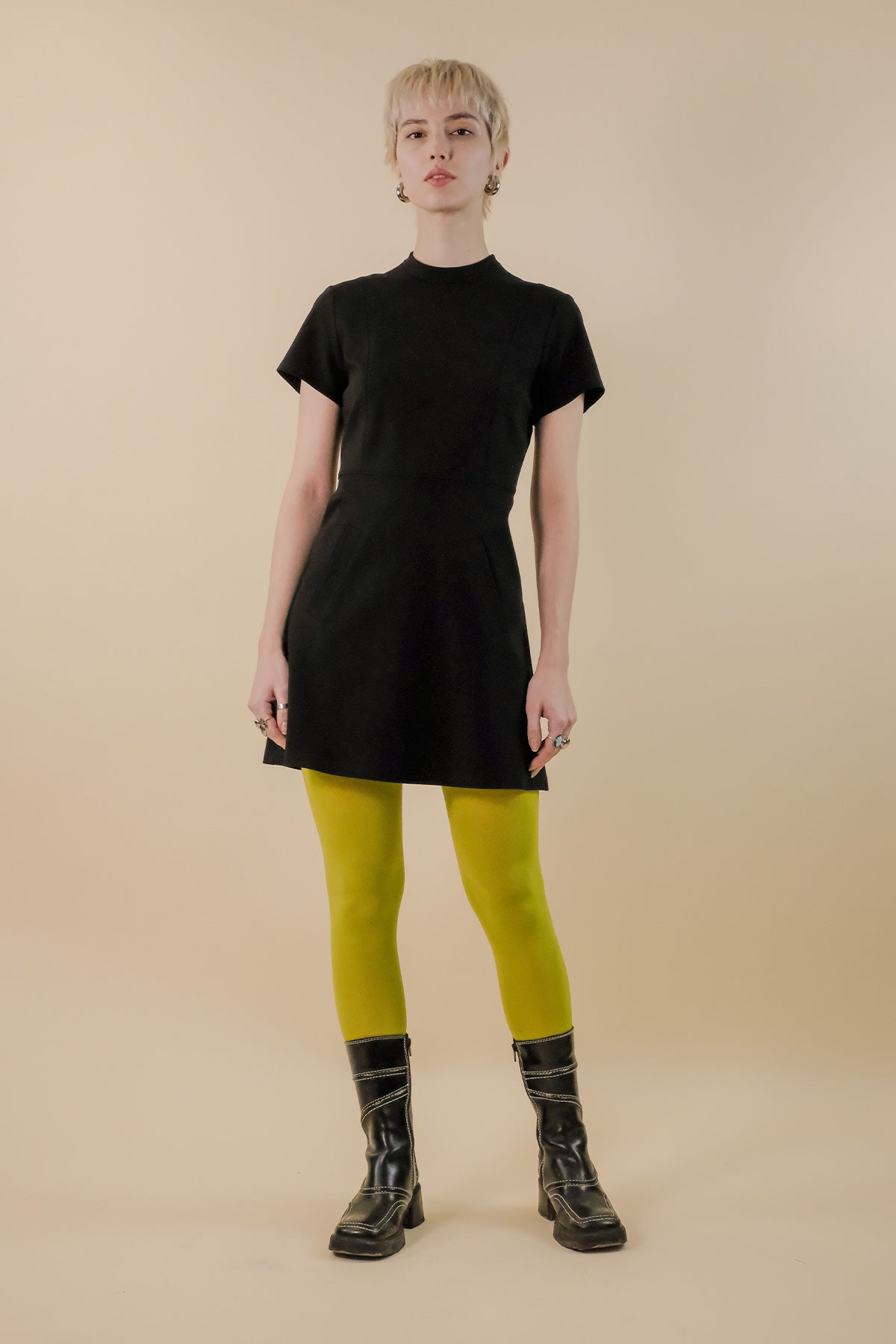 Robe Tasca - Hello World Le Studio