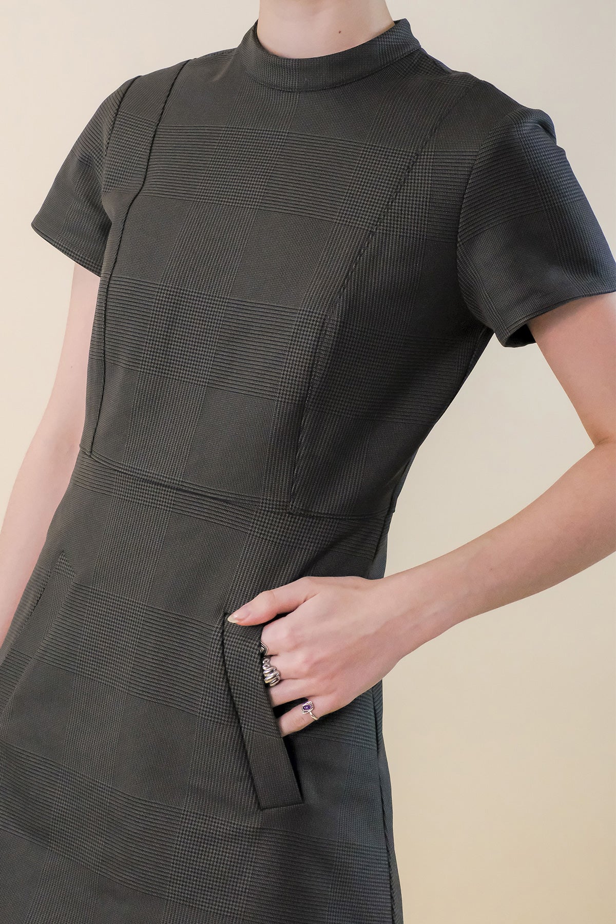 Robe Tasca - détail tissu à carreaux - Hello World Le Studio